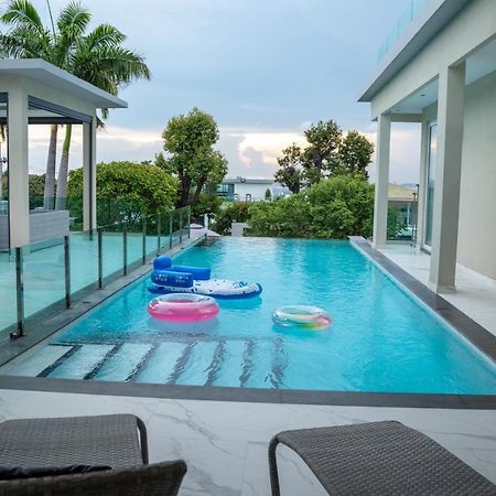 Siam Royal View Pattaya Villa Nong Prue Exteriör bild
